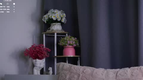 Lucy online show from July 30, 3:40 am