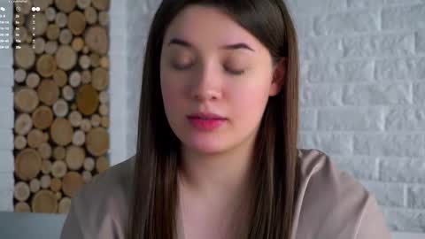 Lucy online show from February 3, 6:40 am