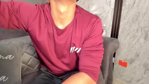 MAIK MEJIA online show from March 8, 2:04 am