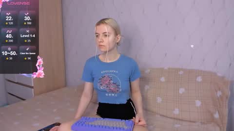 Your kitty online show from October 26, 3:07 am