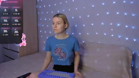 Your kitty online show from September 8, 3:55 pm