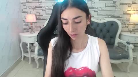 Snapshot of maily_a_ chatting on September 26, 3:14 am Maily online show from September 26, 3:14 am