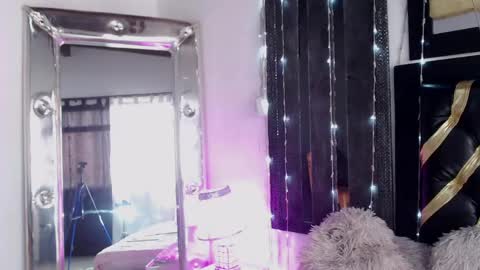 mailyn_gold online show from April 25, 12:51 pm