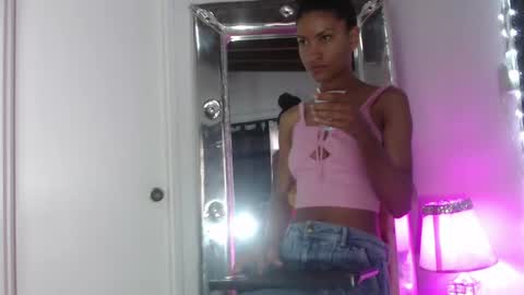 mailyn_gold online show from April 29, 11:59 am
