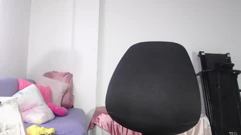 mailyn_gold online show from July 28, 4:39 pm