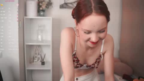 Maisie online show from March 7, 5:46 pm