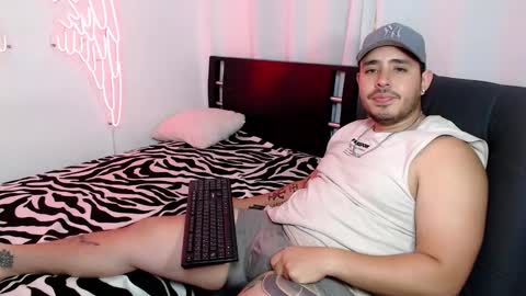 maison_xmed online show from March 10, 10:35 pm