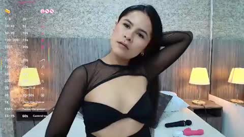   online show from June 18, 11:26 am