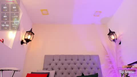 maite_smith69 online show from April 24, 1:02 pm