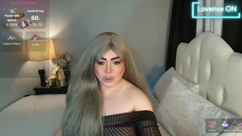 majestydannaxx online show from April 24, 3:41 am