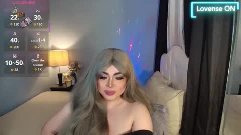 majestydannaxx online show from February 6, 5:22 am