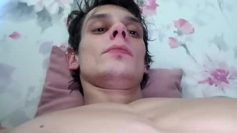 majlosustik online show from December 5, 8:16 am