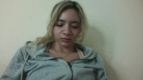 majo_gomezz online show from November 26, 11:01 pm