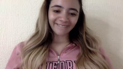 majo_gomezz online show from June 19, 11:55 pm