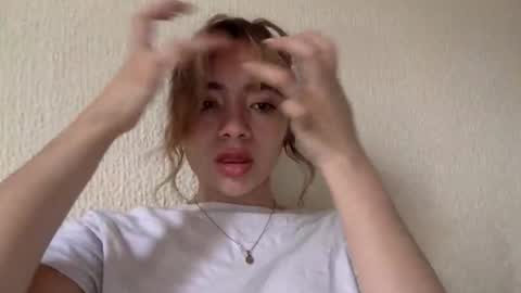 majo_gomezz online show from May 1, 9:31 pm