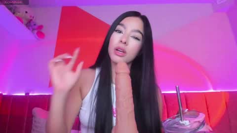 Majo Gomez online show from May 2, 11:38 am