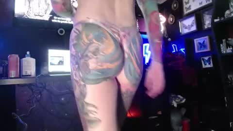 makaylamoonn online show from January 7, 5:09 pm