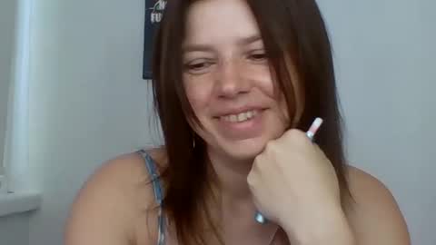 make_mesmile online show from June 17, 6:07 am