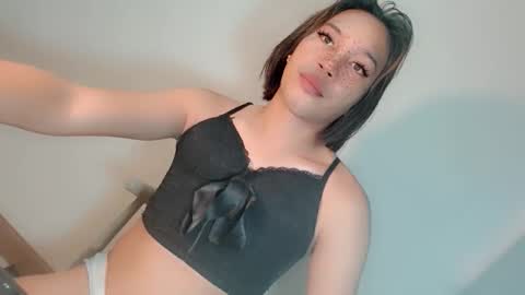 Reyn online show from June 6, 9:42 pm