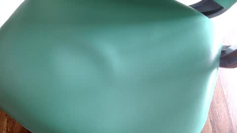 makemeplease89 online show from April 14, 5:27 pm