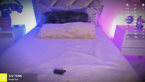 Call Me  Mala   online show from October 22, 7:04 pm