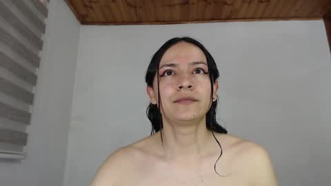 Mariapau online show from September 19, 1:48 pm