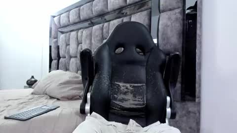 Malcom Stone online show from February 8, 3:21 am