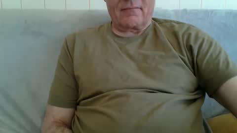 male_toy1 online show from April 30, 2:44 pm