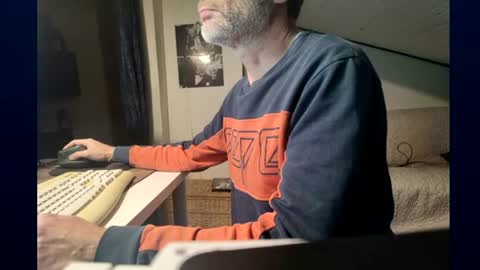 malebitch99999 online show from December 16, 7:48 am