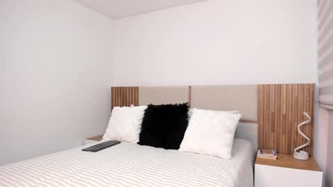 Maleja Diaz online show from February 27, 6:33 pm