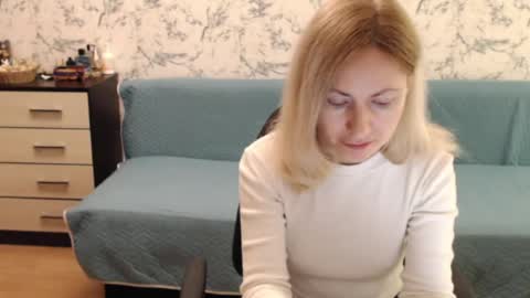 Malena online show from May 15, 6:44 am