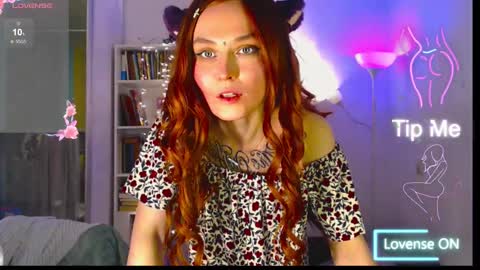 Snapshot of mali_sia chatting on February 21, 10:26 pm Mischelle online show from February 21, 10:26 pm