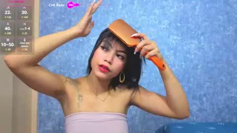 Malia foox online show from July 7, 5:17 pm