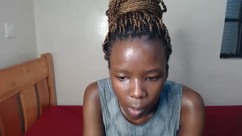 lati online show from February 23, 11:51 pm