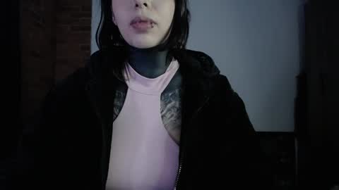 Alice Asylum online show from April 29, 11:20 pm
