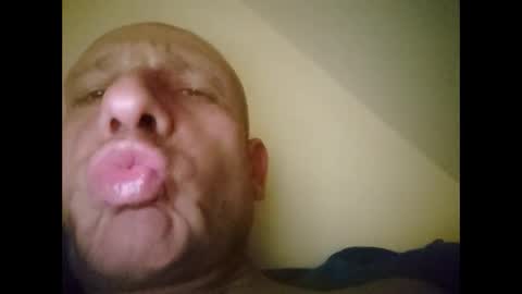 malinowy85 online show from February 10, 10:46 pm