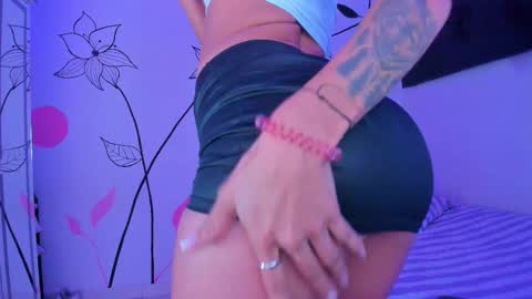 Snapshot of malori_tempest chatting on September 10, 1:50 am malori tempest online show from September 10, 1:50 am