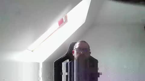 breton online show from February 11, 9:24 am