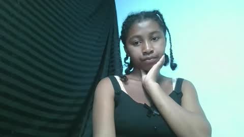 mamieriela online show from May 21, 8:32 am