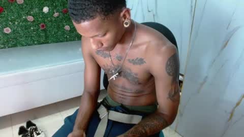 man_san11 online show from December 5, 7:33 pm