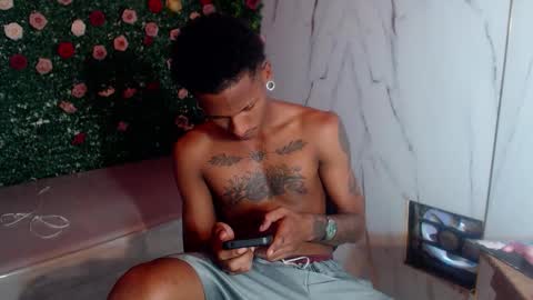 man_san11 online show from March 10, 5:50 pm