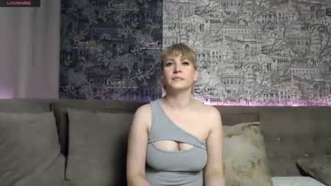 Mandy  online show from July 3, 9:36 am