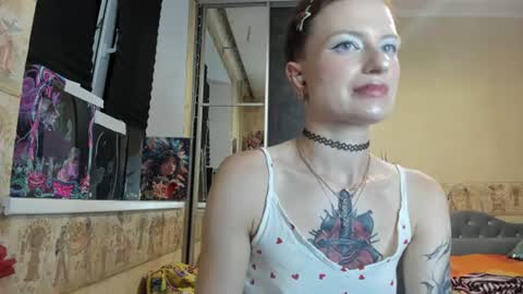 Mandy online show from June 21, 9:32 pm