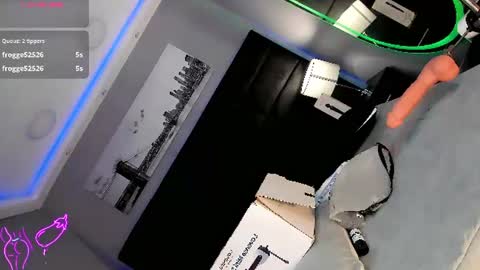 manellyksparklee online show from July 29, 3:12 pm