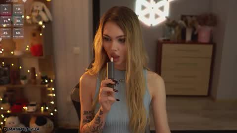 Amelie online show from September 30, 2:22 am