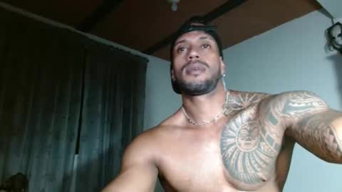 Manolo online show from December 3, 10:54 pm