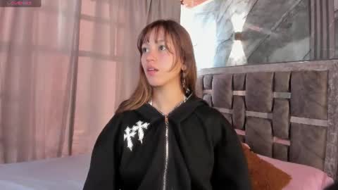 Manson and Zoe online show from August 1, 11:56 am