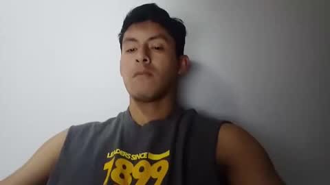 Snapshot of manucurve chatting on October 13, 4:25 am manucurve online show from October 13, 4:25 am