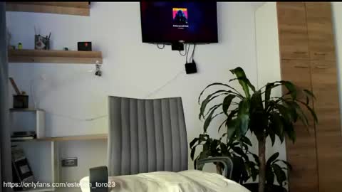 manucute 23  online show from July 21, 3:58 pm