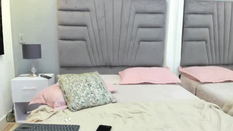 Manuel Rivero online show from March 15, 11:35 am